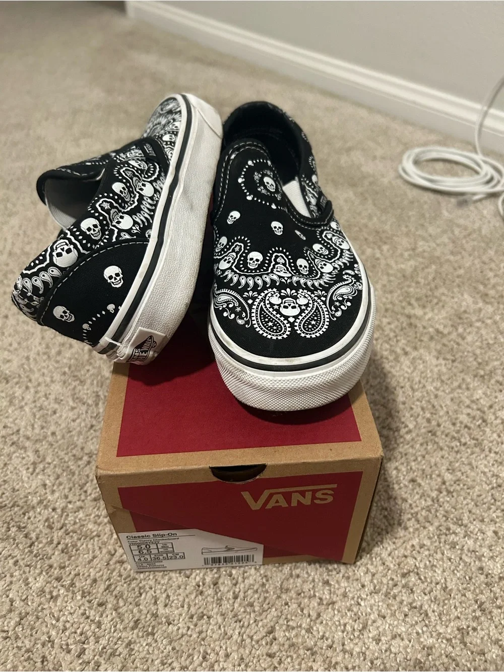 Vans Kids Black & White Skull Bandana Slip-On Sneakers